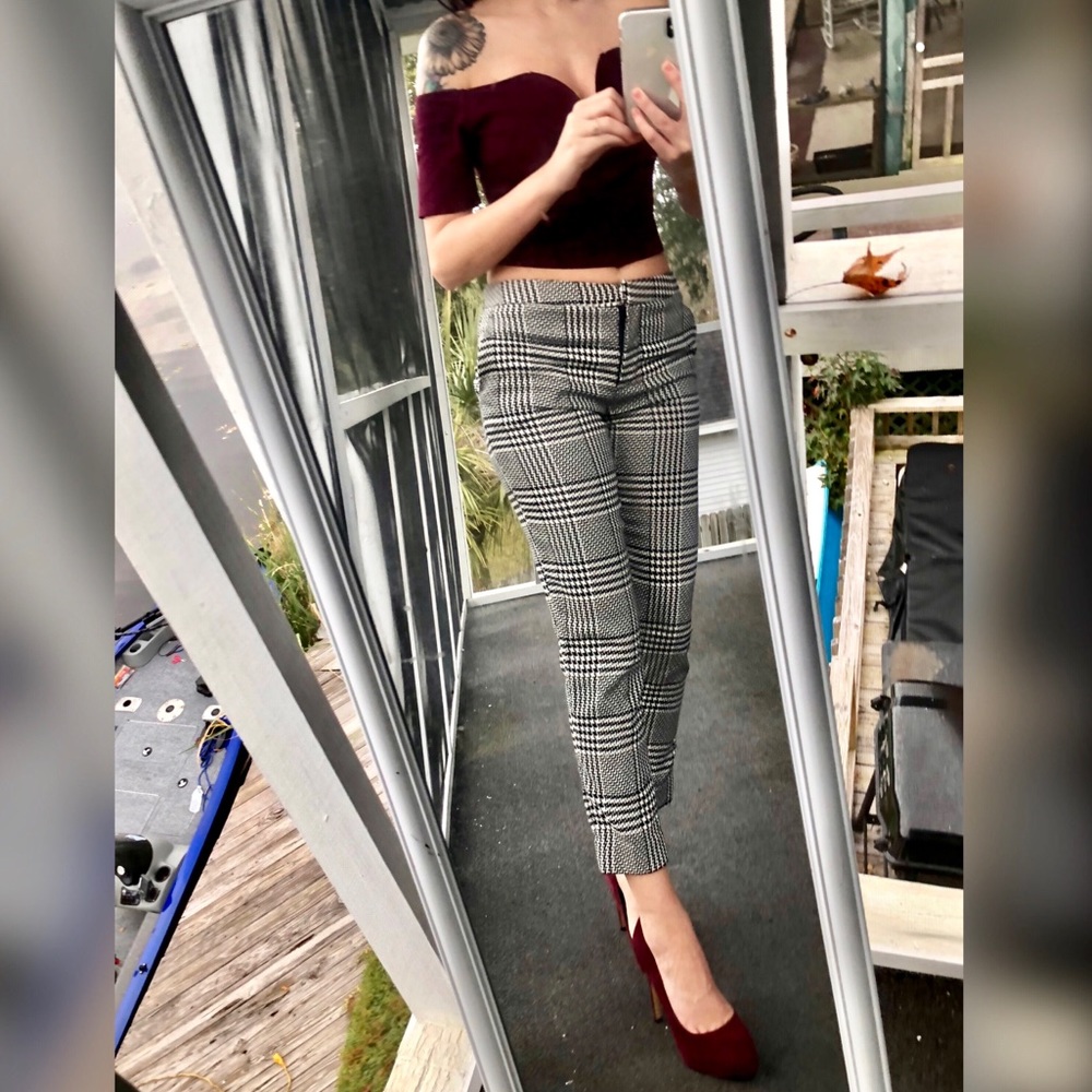 Plaid H&M cropped trousers